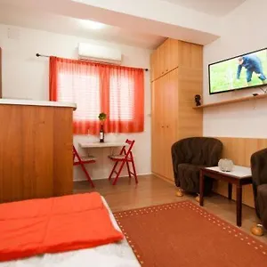 Appartement Centar 1 Private With Ensuite And Kitchenette, Split
